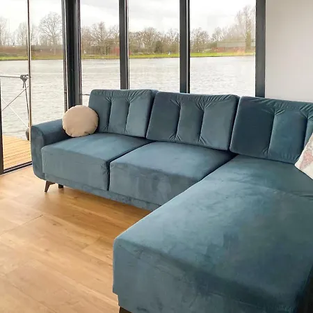 Campi 400 By Interhome Holiday home Uitgeest
